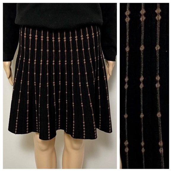 NWOT Short Sweater-Knit A-line Skirt, Dark Academia Knee Max Studio, Size M - Picture 1 of 9